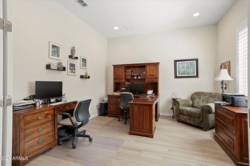 Image 46 of property listing at 18674 N 259TH Lane, Buckeye, AZ 85396