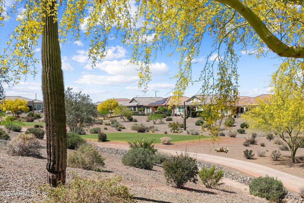 Image 8 of property listing at 18674 N 259TH Lane, Buckeye, AZ 85396