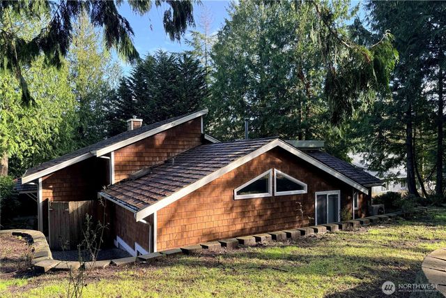 82 Machias Loop, Port Ludlow, WA 98365