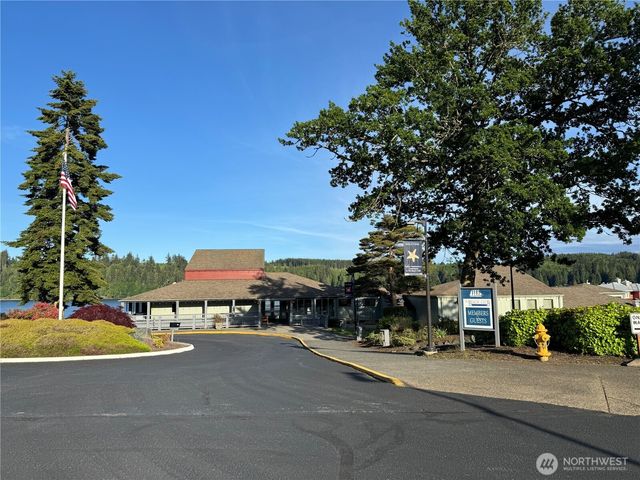 82 Machias Loop, Port Ludlow, WA 98365