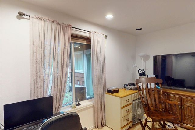 82 Machias Loop, Port Ludlow, WA 98365