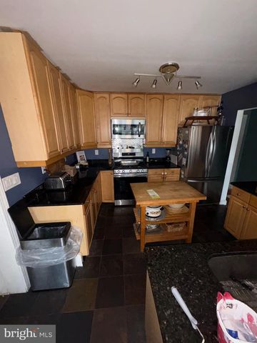 2217 WESTVIEW DR, Silver Spring, MD 20910