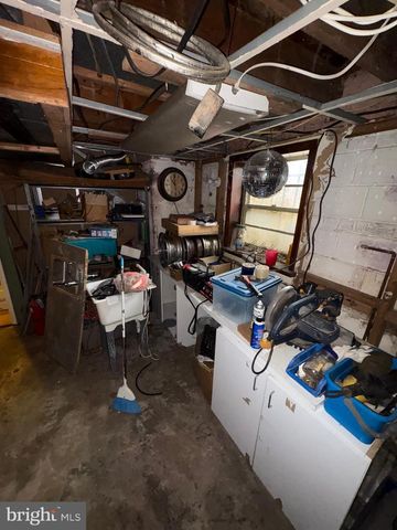 2217 WESTVIEW DR, Silver Spring, MD 20910