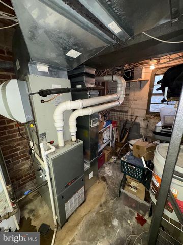 2217 WESTVIEW DR, Silver Spring, MD 20910