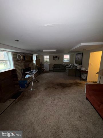 2217 WESTVIEW DR, Silver Spring, MD 20910