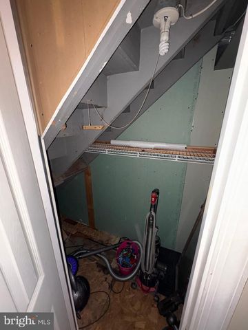 2217 WESTVIEW DR, Silver Spring, MD 20910