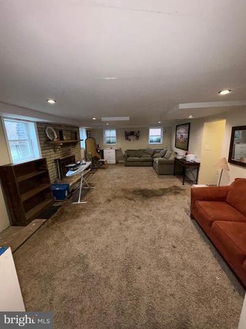 2217 WESTVIEW DR, Silver Spring, MD 20910