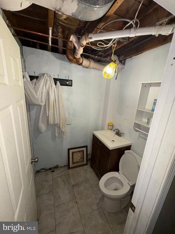 2217 WESTVIEW DR, Silver Spring, MD 20910