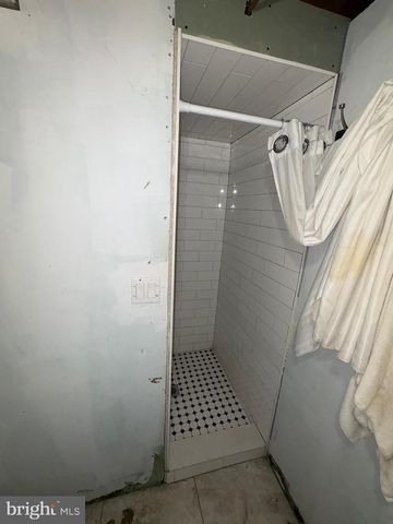 2217 WESTVIEW DR, Silver Spring, MD 20910