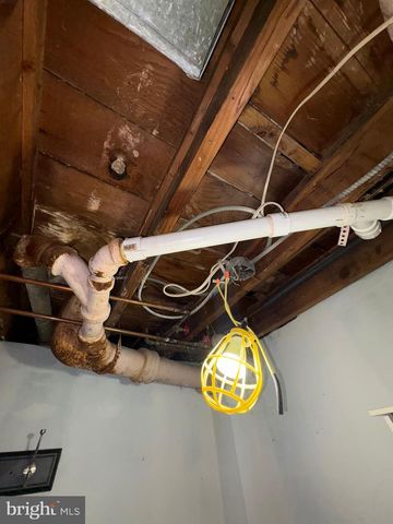 2217 WESTVIEW DR, Silver Spring, MD 20910