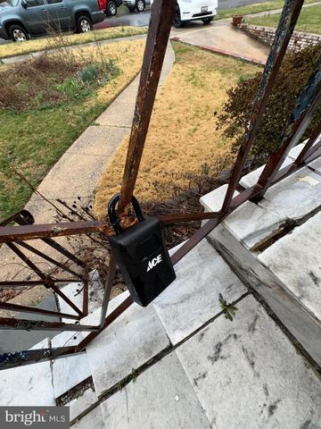 2217 WESTVIEW DR, Silver Spring, MD 20910