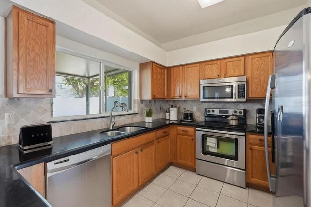 1734 MAPLELEAF BOULEVARD, Oldsmar, FL 34677