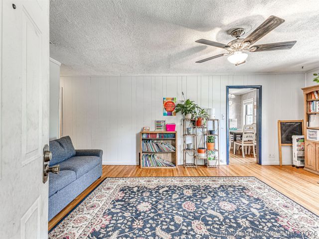 2308 S 63rd West Avenue, Tulsa, OK 74107