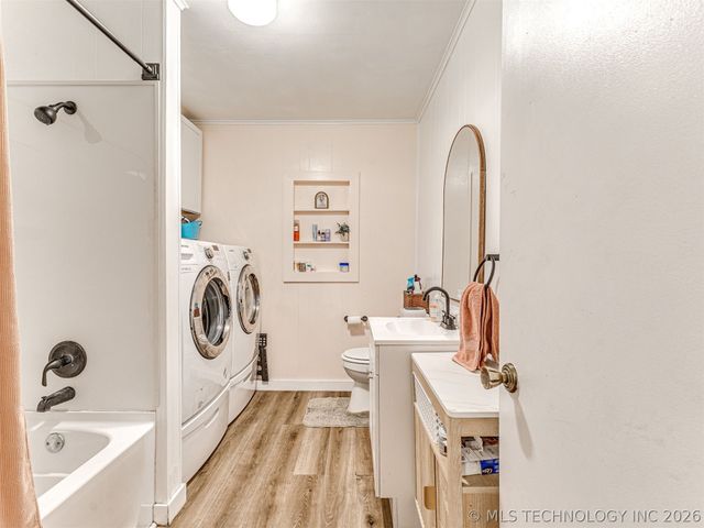 2308 S 63rd West Avenue, Tulsa, OK 74107