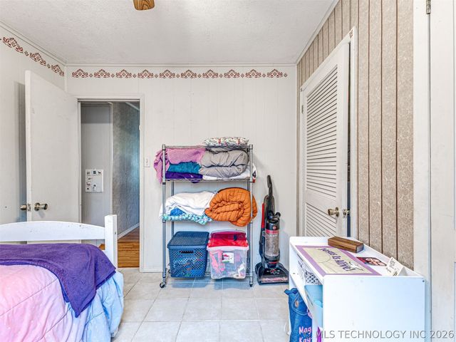 2308 S 63rd West Avenue, Tulsa, OK 74107