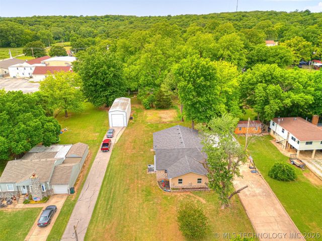 2308 S 63rd West Avenue, Tulsa, OK 74107