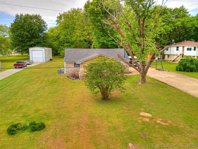 2308 S 63rd West Avenue, Tulsa, OK 74107