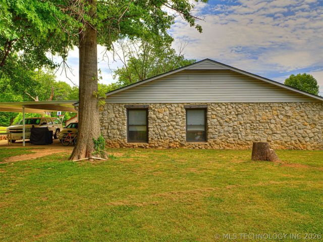2308 S 63rd West Avenue, Tulsa, OK 74107