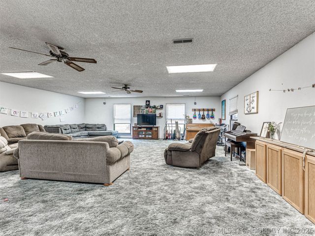 2308 S 63rd West Avenue, Tulsa, OK 74107