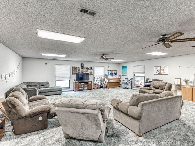 2308 S 63rd West Avenue, Tulsa, OK 74107