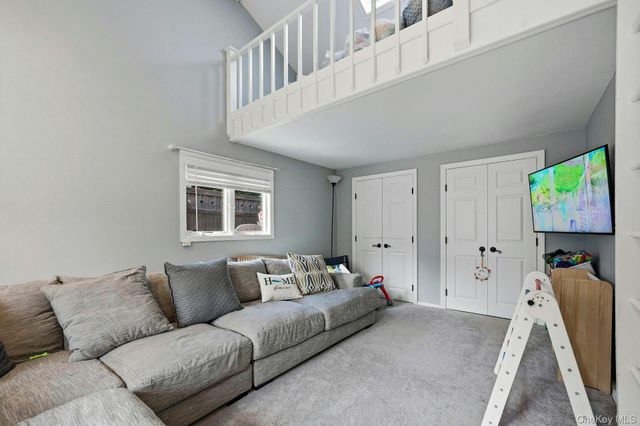 12 Sherman Road, Glen Cove, NY 11542