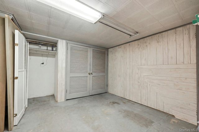 12 Sherman Road, Glen Cove, NY 11542