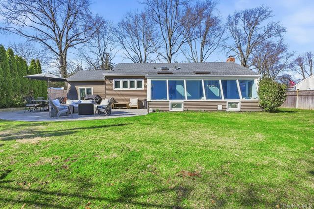 12 Sherman Road, Glen Cove, NY 11542