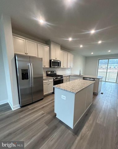 168 BETHLEHEM PL, Baltimore, MD 21225