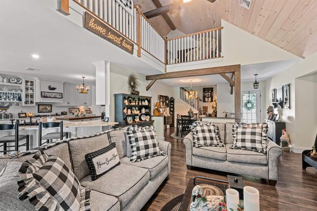 535 Grandview Road, Conway, NH 03818