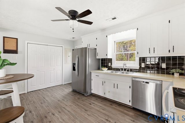 8505 Broadway Ave, Henrico, VA 23228