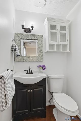 8505 Broadway Ave, Henrico, VA 23228