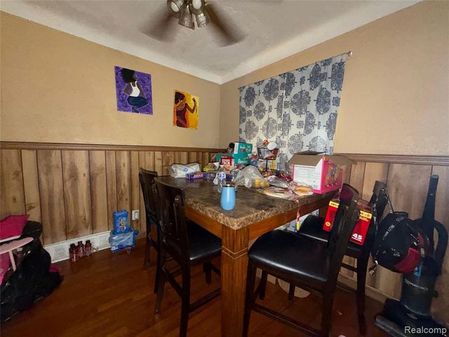7756 Vaughan Street, Detroit, MI 48228