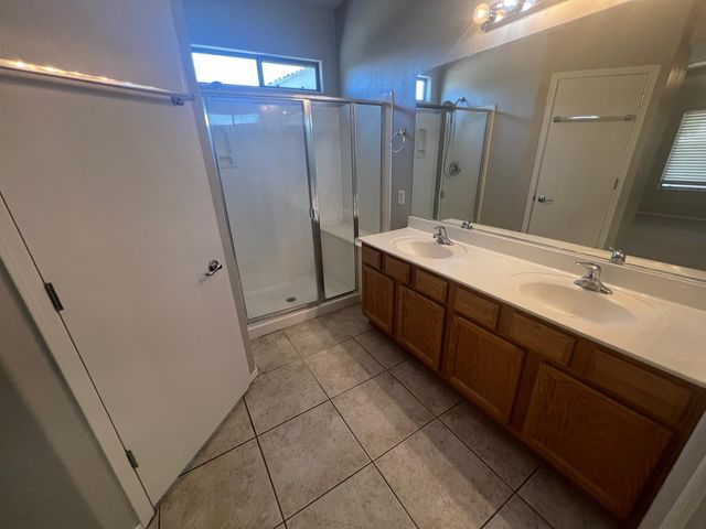 16829 W Cottonwood Street, Surprise, AZ 85388