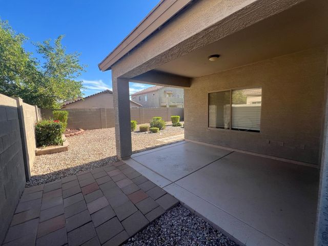 16829 W Cottonwood Street, Surprise, AZ 85388