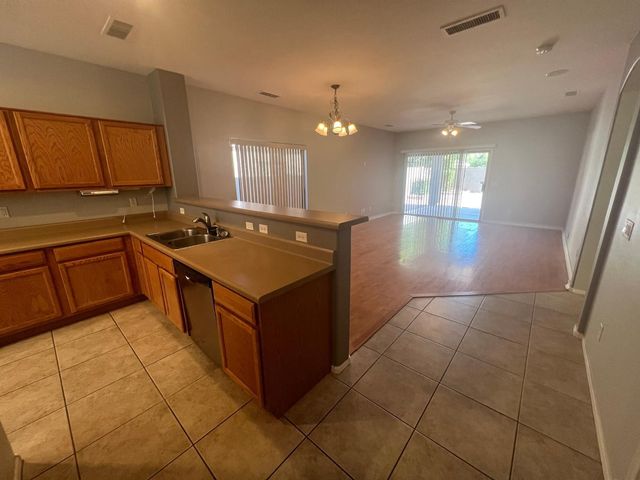 16829 W Cottonwood Street, Surprise, AZ 85388