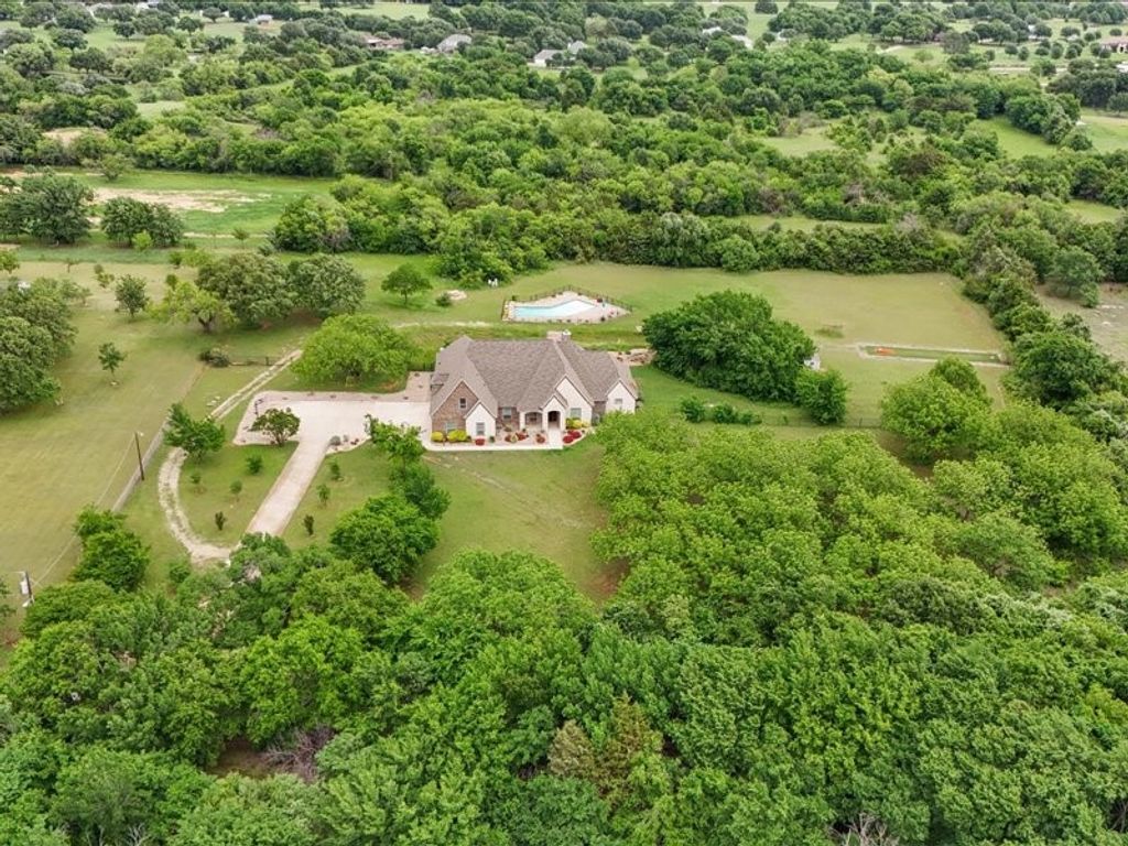 2730 Bryson Road, Mansfield, TX 76063