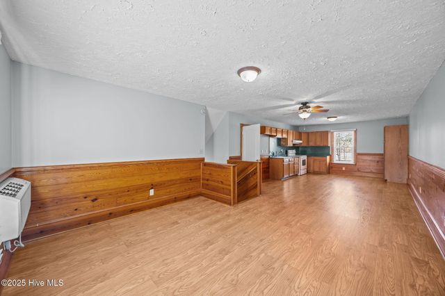 2111 Hunt Hill Place, Kinston, NC 28504