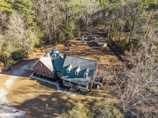 2111 Hunt Hill Place, Kinston, NC 28504