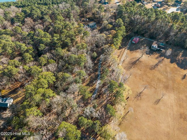 2111 Hunt Hill Place, Kinston, NC 28504