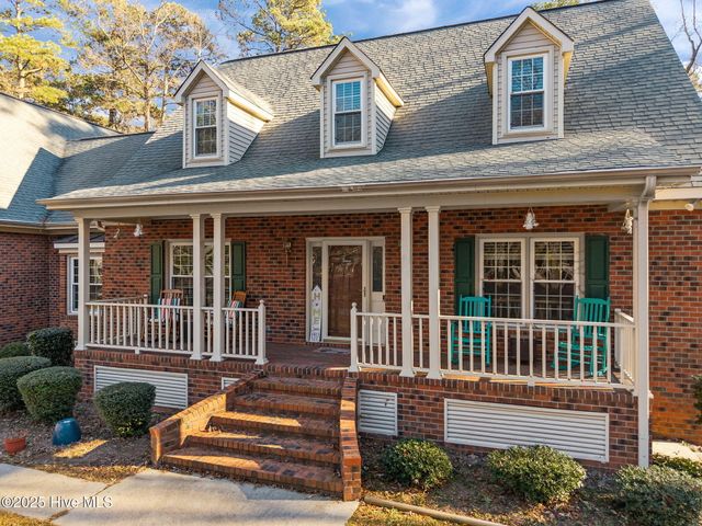 2111 Hunt Hill Place, Kinston, NC 28504