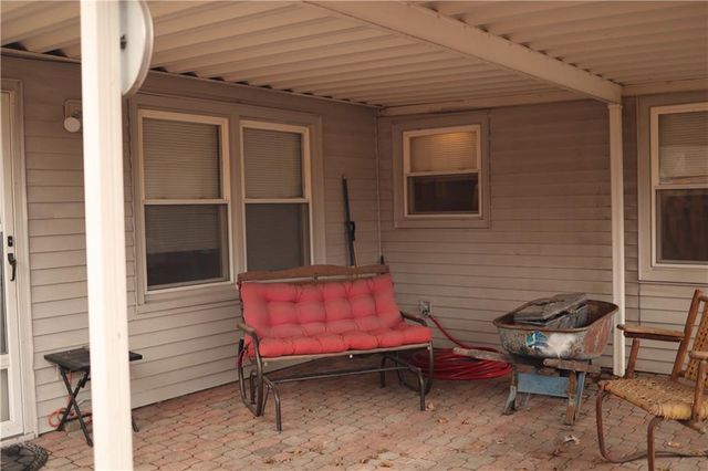 2224 W 78th Street, Prairie Village, KS 66208