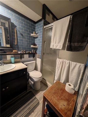 2224 W 78th Street, Prairie Village, KS 66208