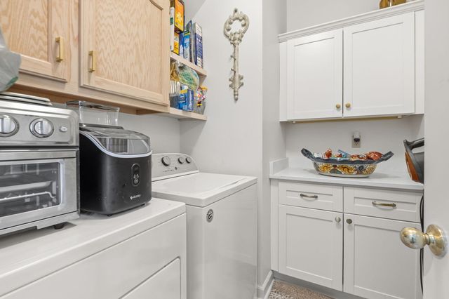 536 E LEXINGTON PARK CIR, Memphis, TN 38120