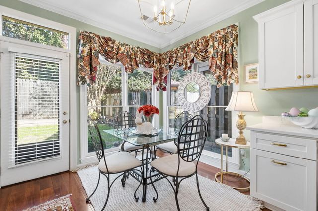 536 E LEXINGTON PARK CIR, Memphis, TN 38120