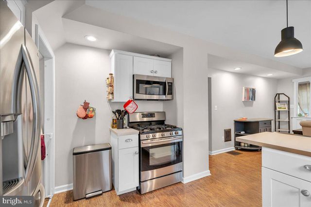 255 WOODLAWN TER, Collingswood, NJ 08108
