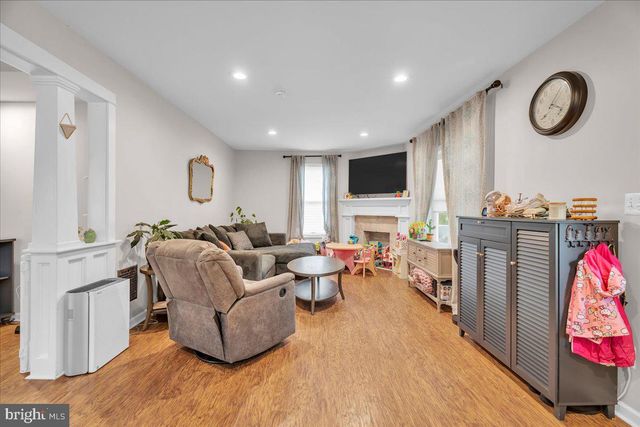 255 WOODLAWN TER, Collingswood, NJ 08108
