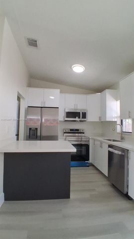 13942 SW 281st Ter, Homestead, FL 33033