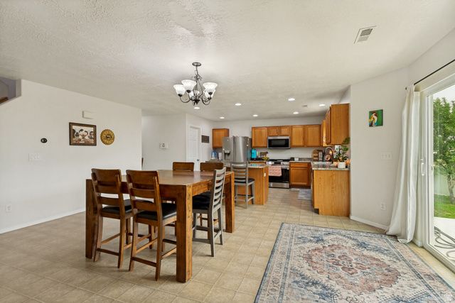 1427 S 1100 W, Springville, UT 84663
