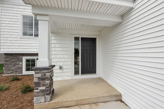 4678 89th Street NE, Monticello, MN 55362