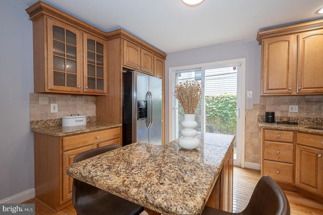 2406 CATHARINE ST, Philadelphia, PA 19146